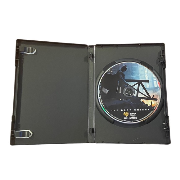 ❗️5/$25❗️Batman The Dark Knight DVD - Picture 2 of 3